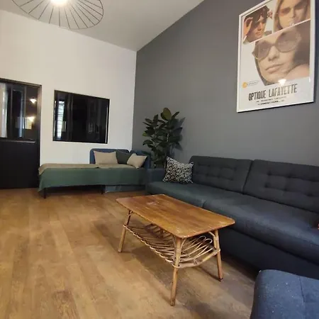 Apartment In The Heart Of The Chartrons *