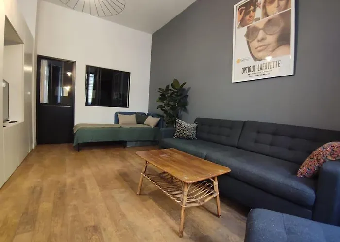 Apartment In The Heart Of The Chartrons *