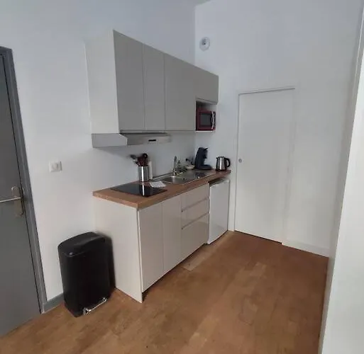 In The Heart Of The Chartrons Bordeaux